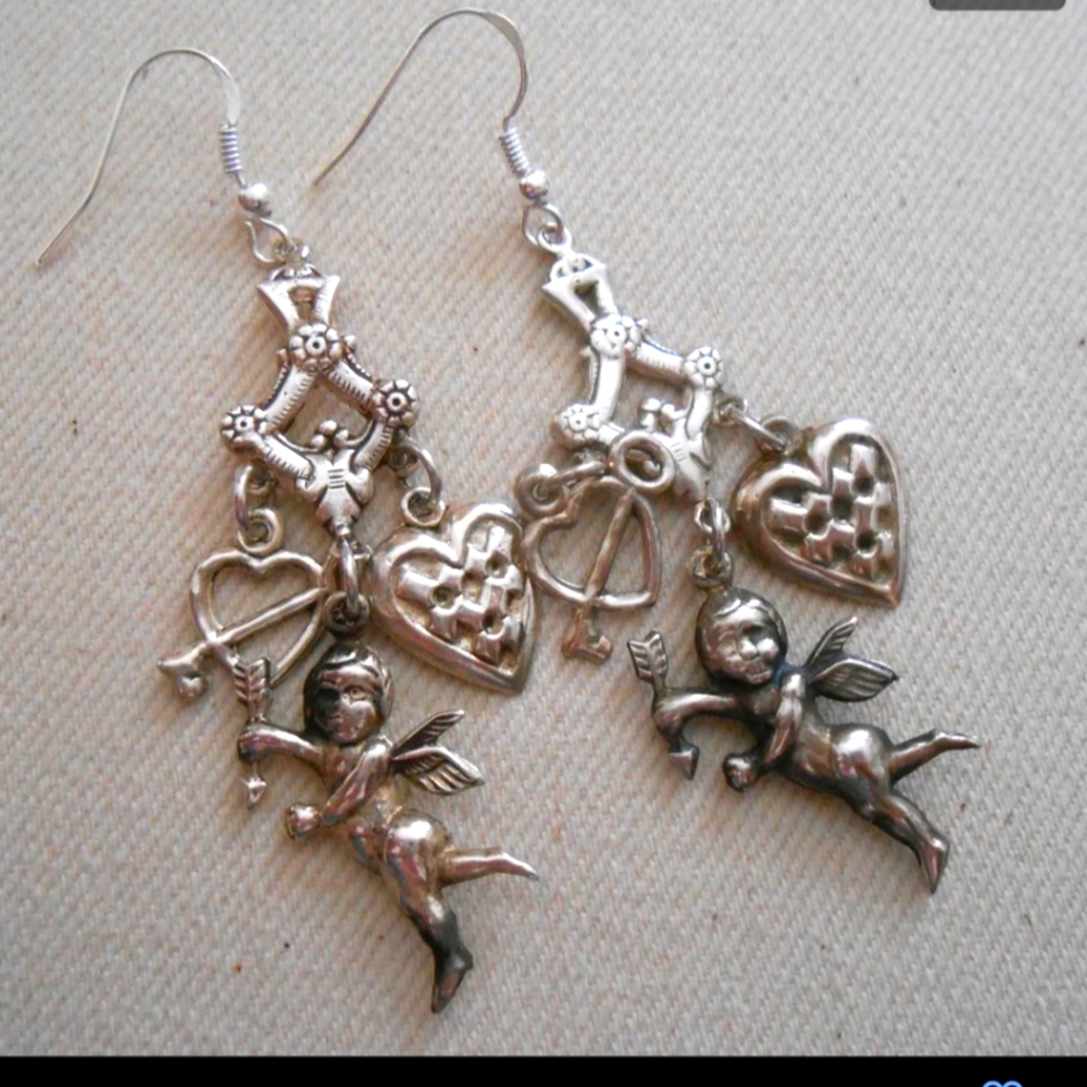 Rare .925 Sterling Silver Dangly Cherub Earrings